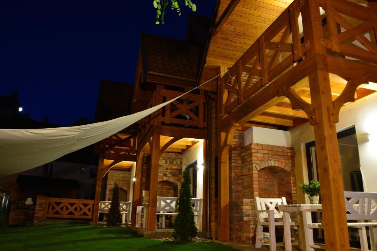 Domki Hallerowka Resort วาดีสวาโวโว ภายนอก รูปภาพ